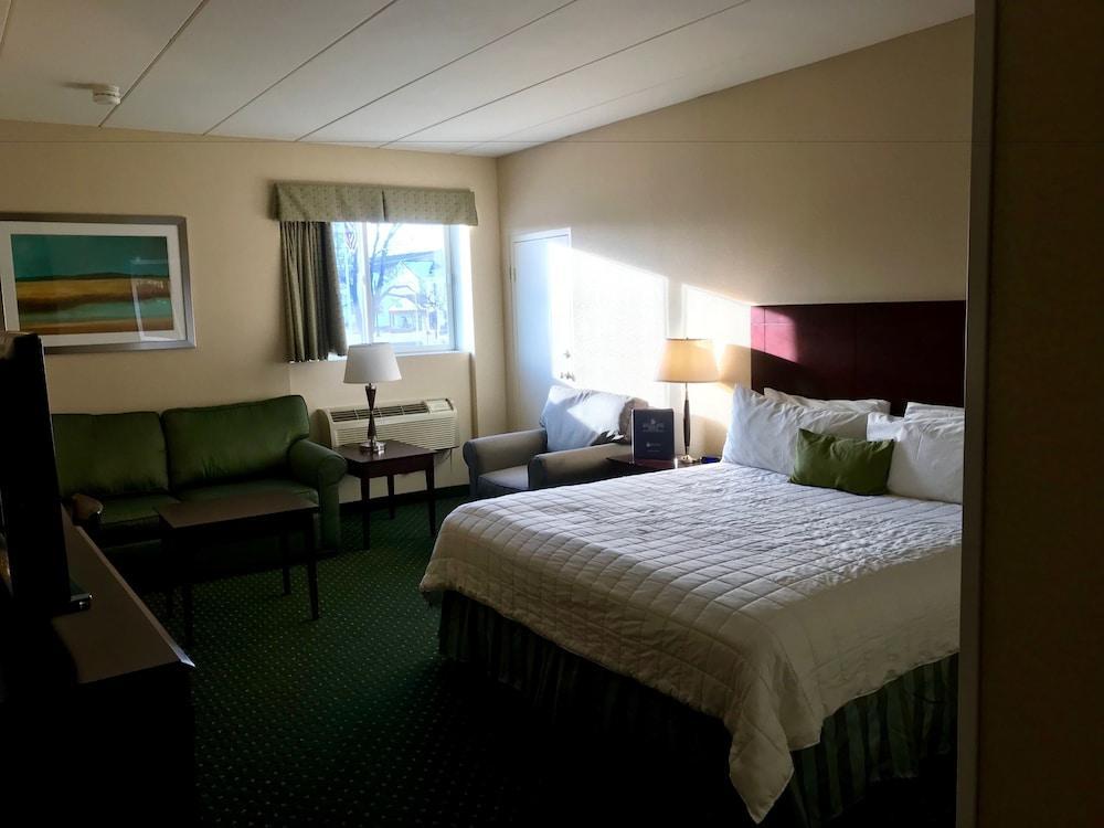 Comfort - Cape Cod Inn